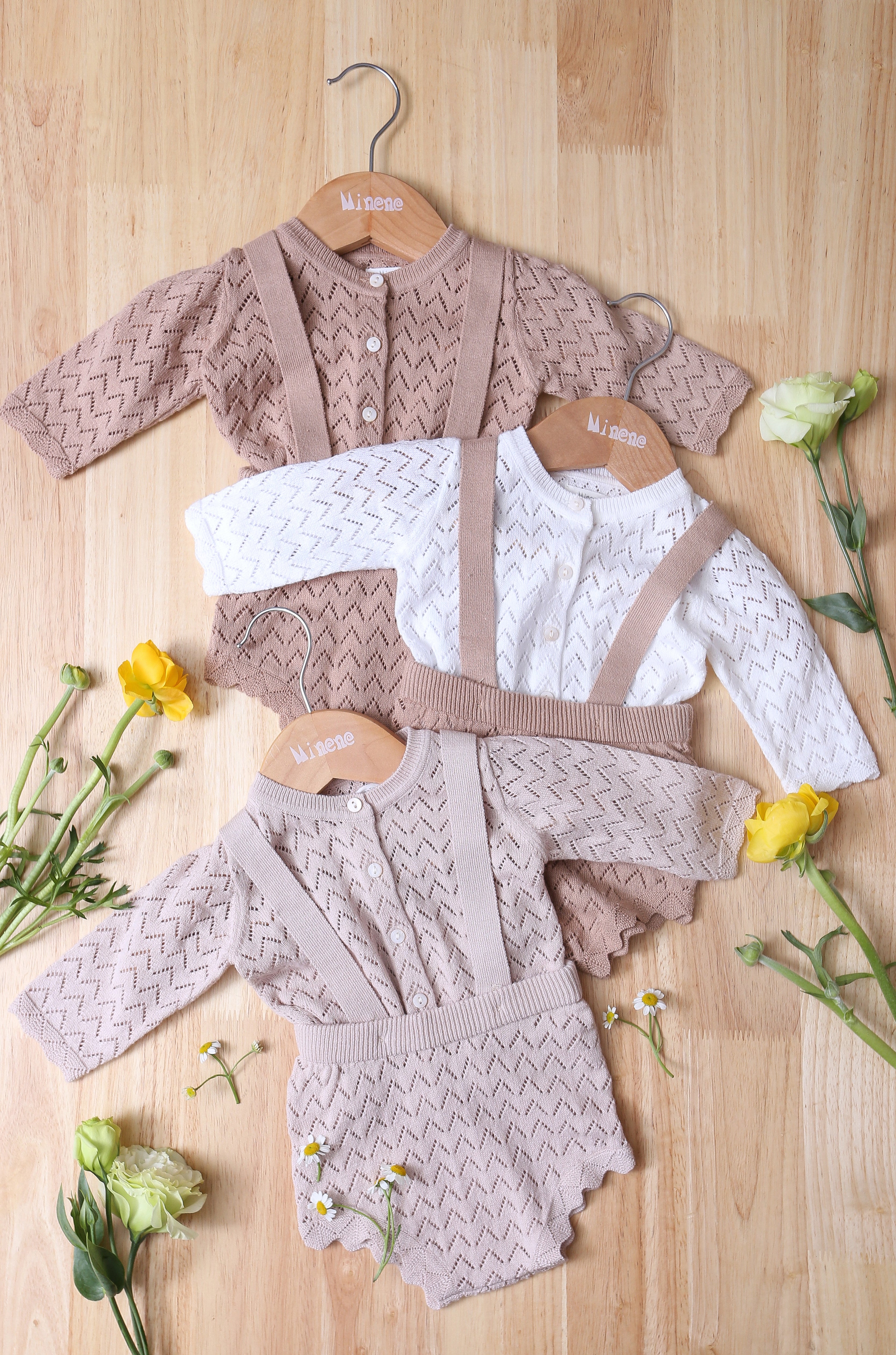 Knitted Bloomers With Straps BR