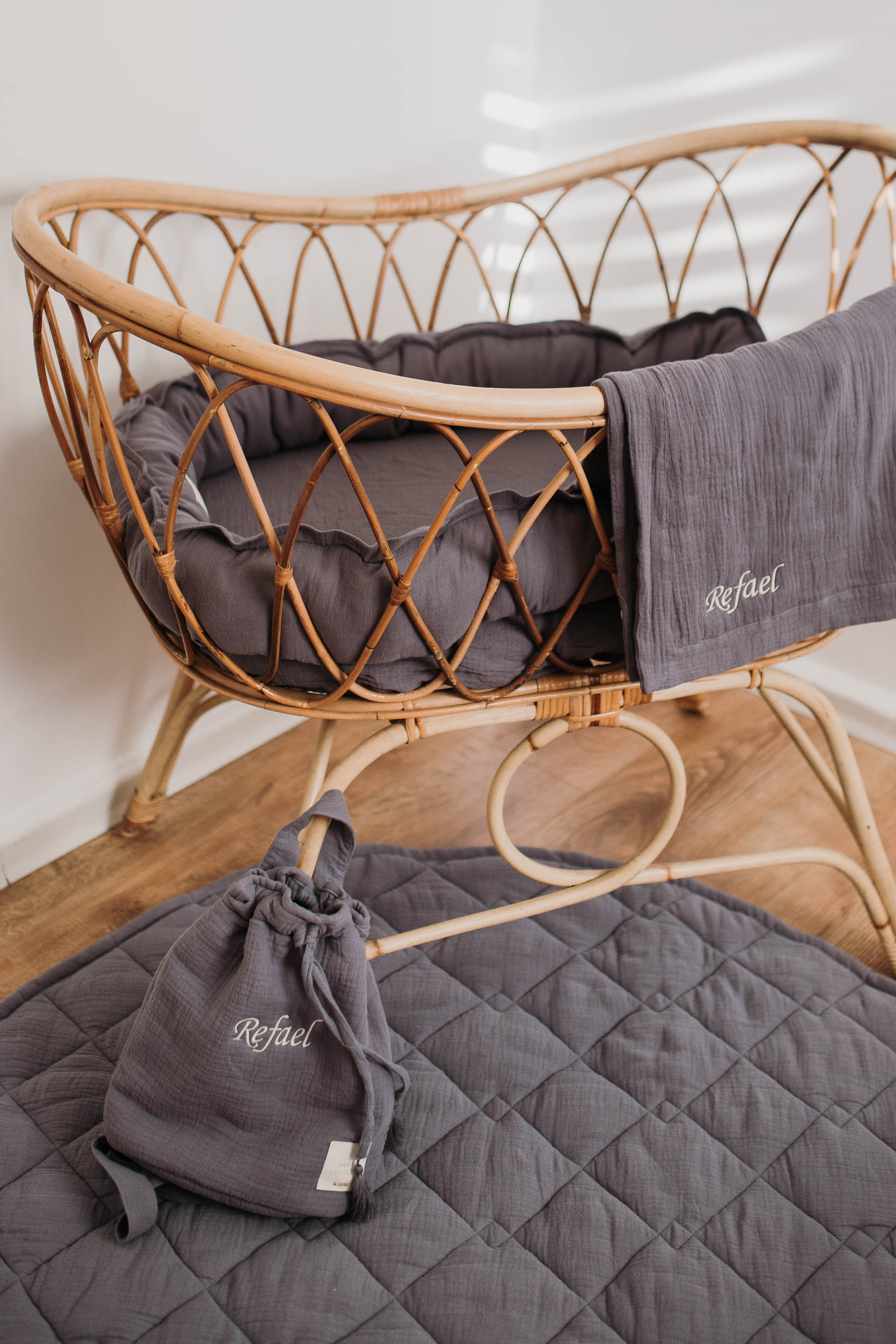 Muslin Round Quilted Play Mat 120cm